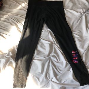 victoria’s secret black yoga pants
